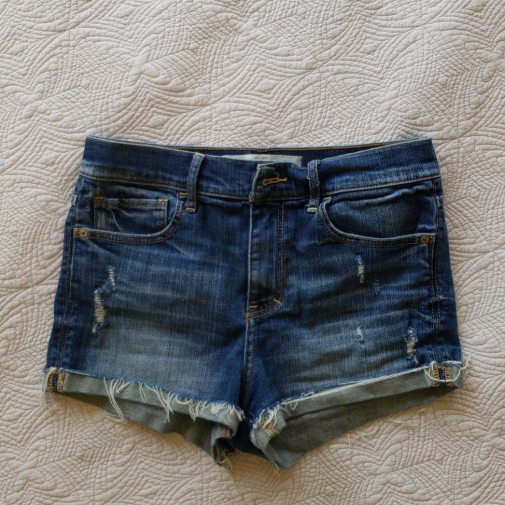 A&F high waist shorts